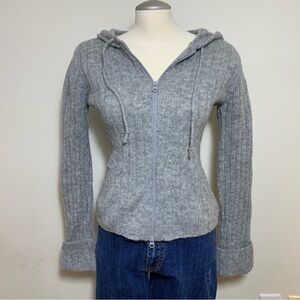 Vintage 100% wool Grey zip up hooded knit sweater